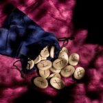 Amulety s runama a jejich význam: Magická Ochrana a Síla