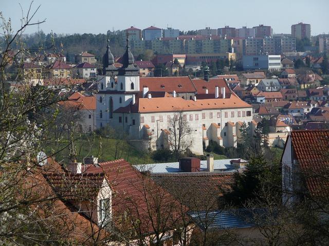 Kartářka Třebíč Recenze: Co Říkají Klienti o Kartářkách v Třebíči